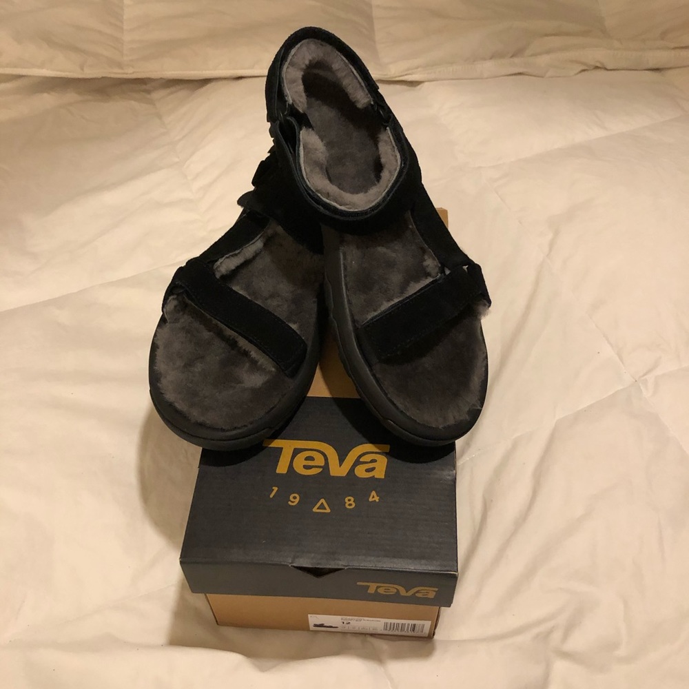 Men’s TEVA shearling sandals